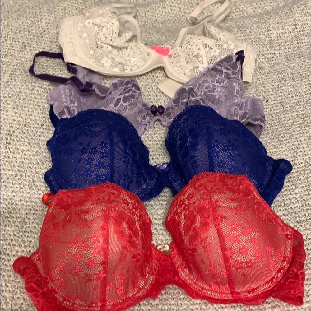 4 bras size 34D Victoria's secret and adore me